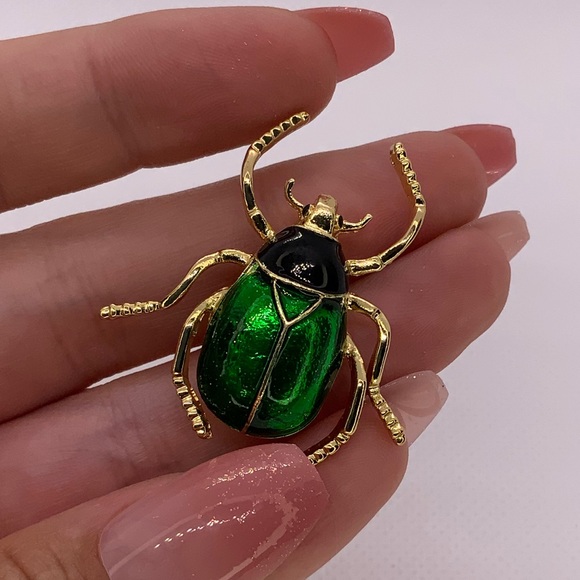 Retro Green Insect Scarab Beetle Egypt Style Brooch - Picture 4 of 7